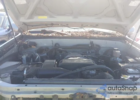 2002 Toyota Sequoia Limited V8 from USA, damaged, VIN 5TDBT48A32S058348